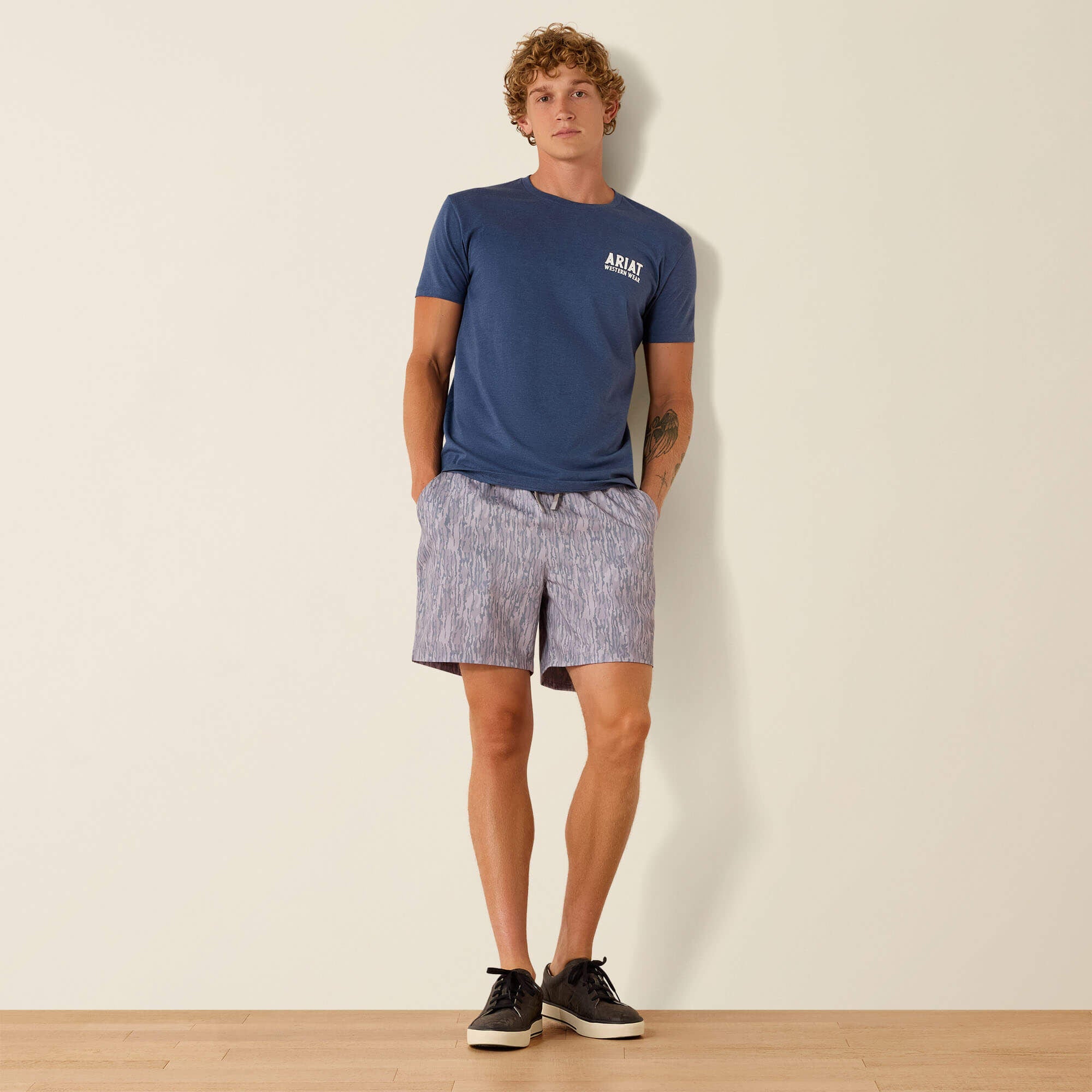 Ariat Ariat Outline Shop T-Shirt Online
