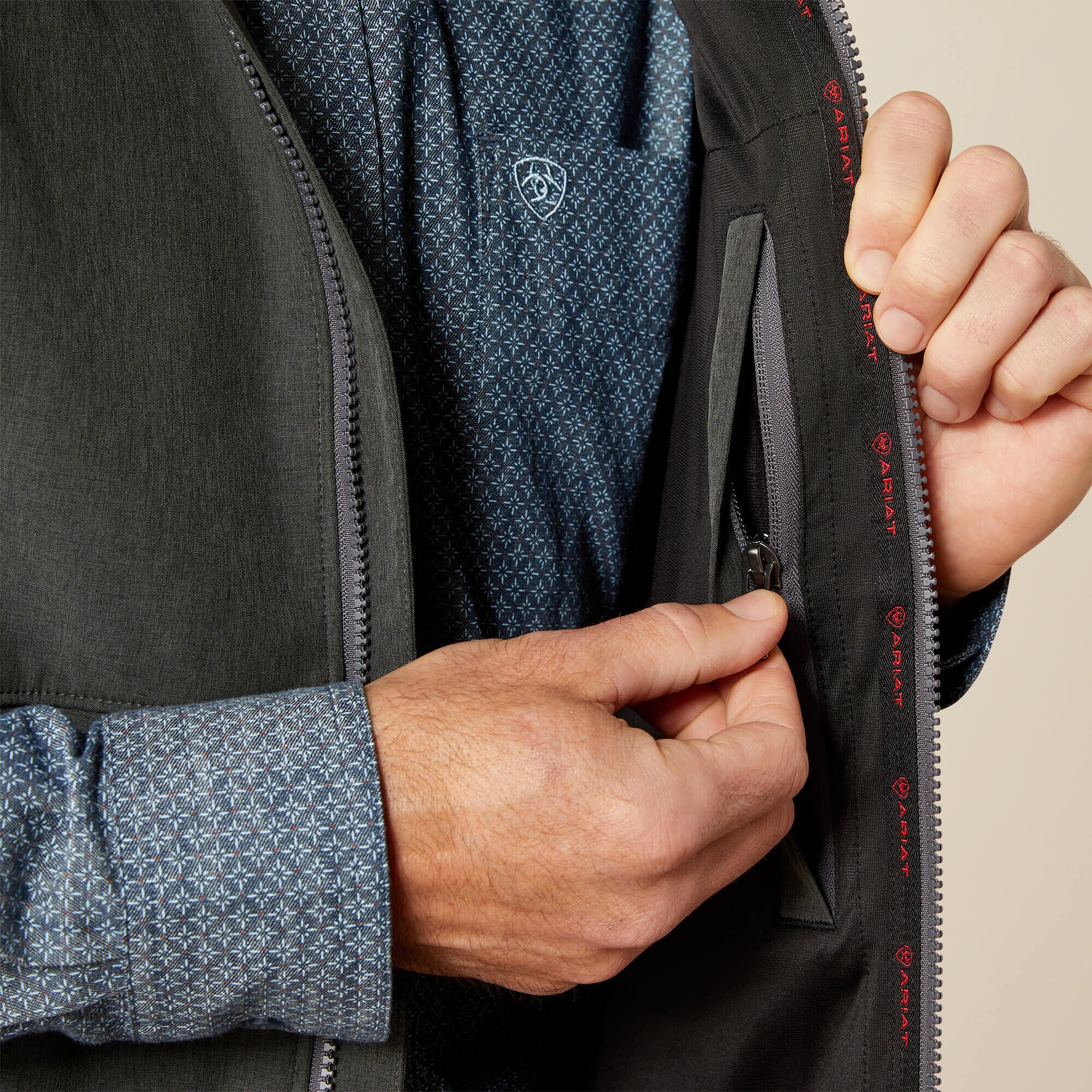 Ariat Logo Softshell Vest Discount