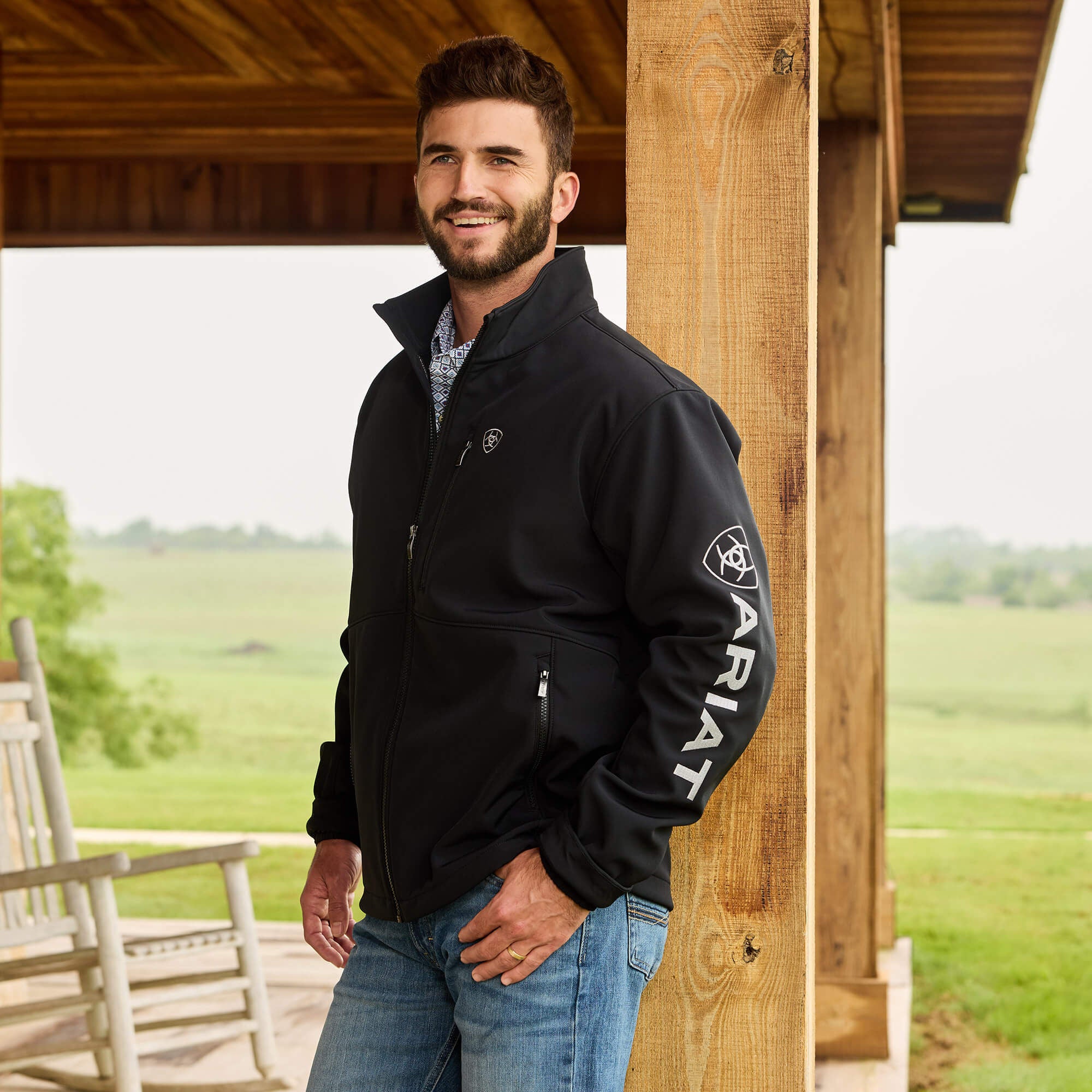 Ariat Logo Softshell Jacket Online