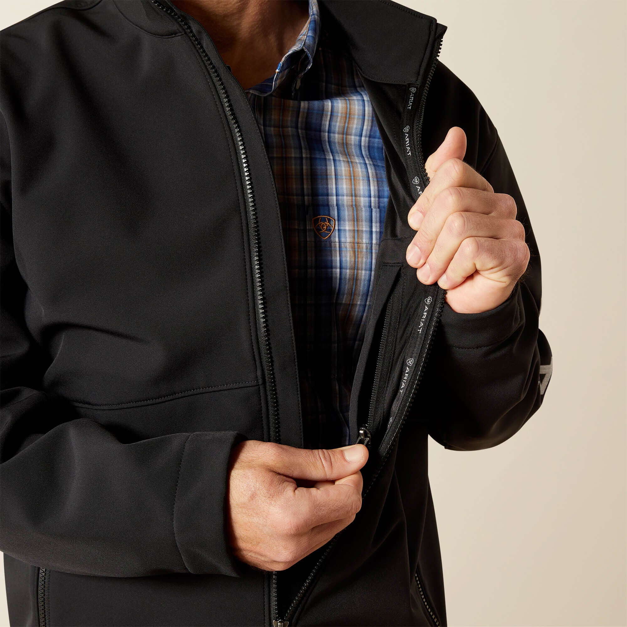 Ariat Logo Softshell Jacket Online