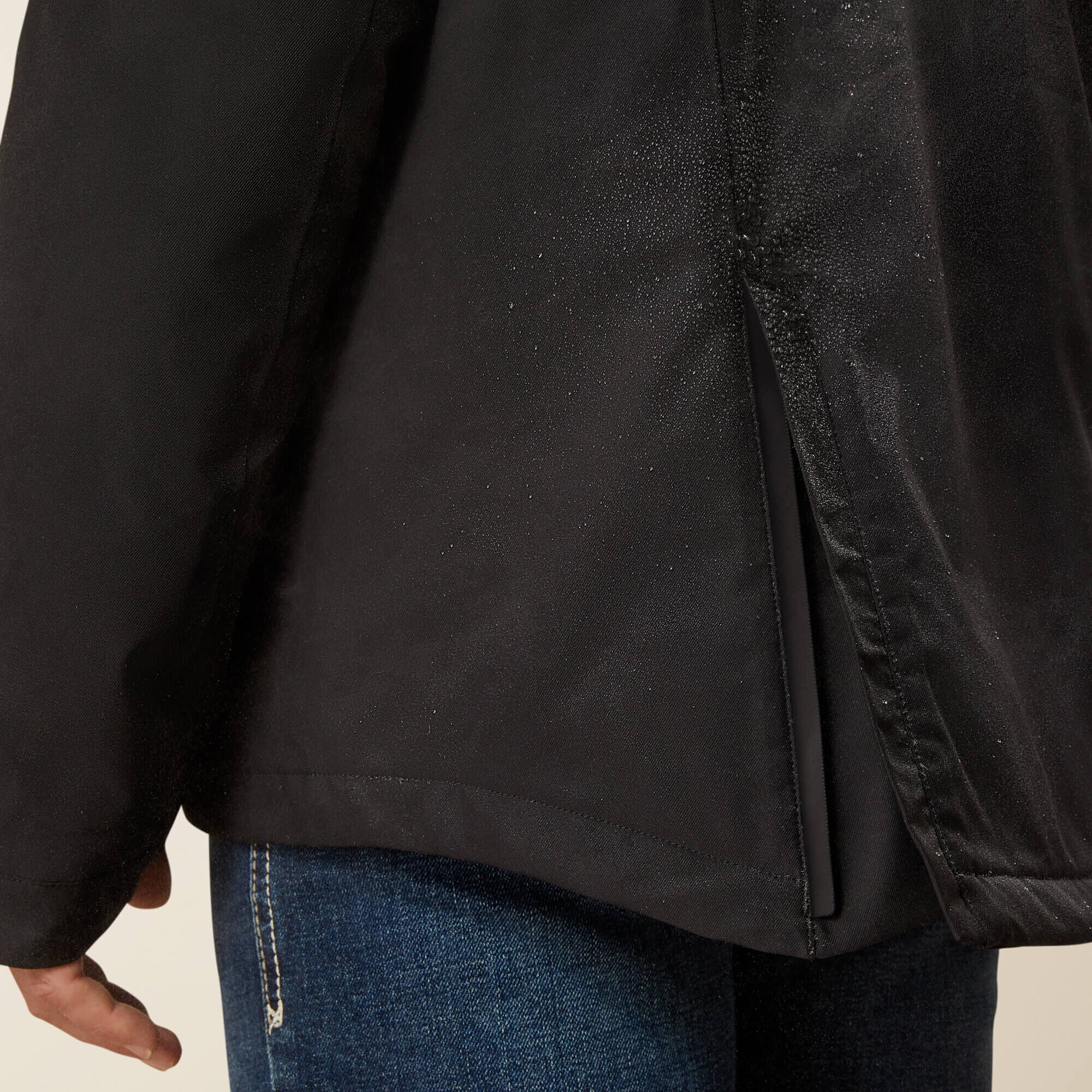 Ariat Outer Banks Waterproof Jacket On Sale