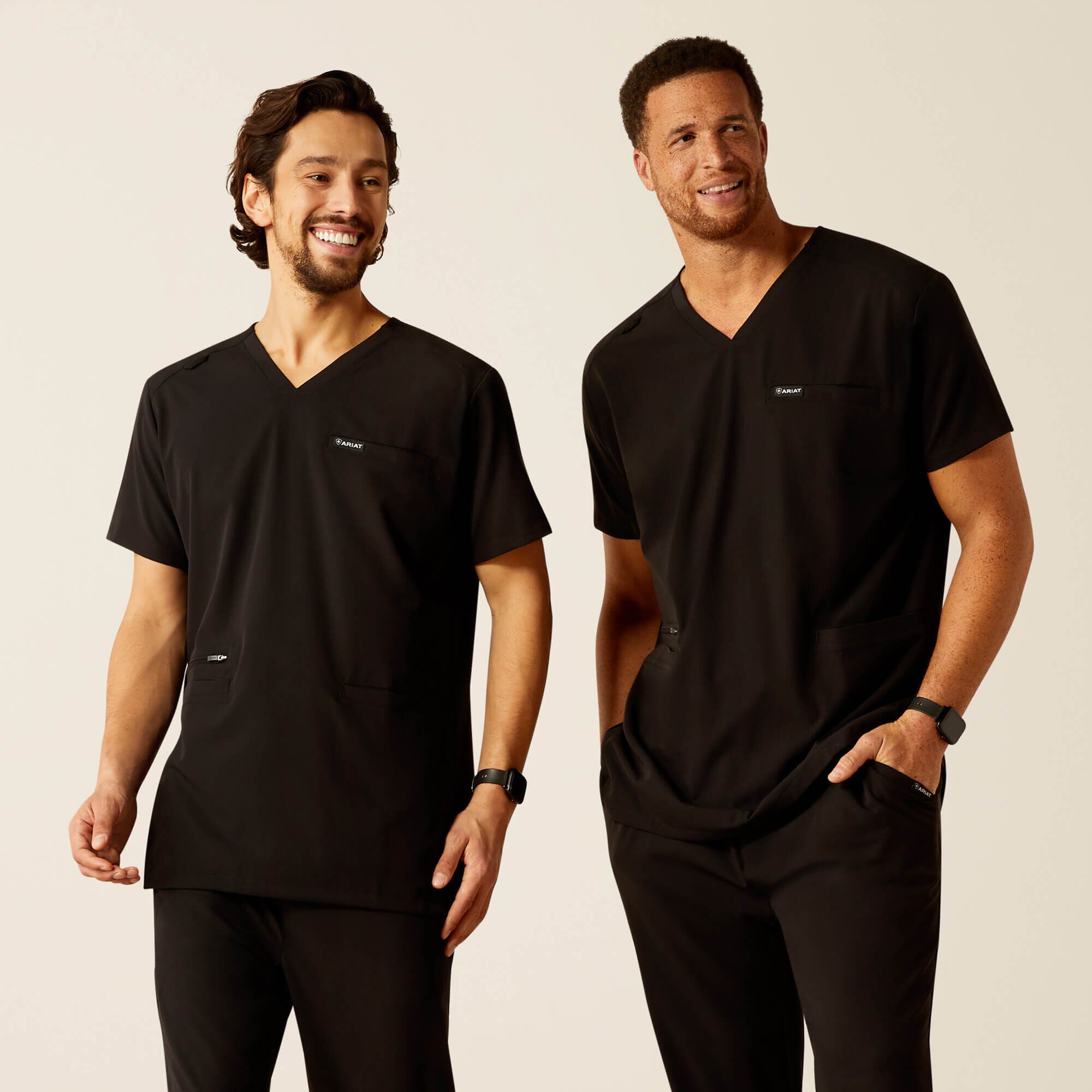 Ariat Derham 6 Pocket Scrub Top Sale