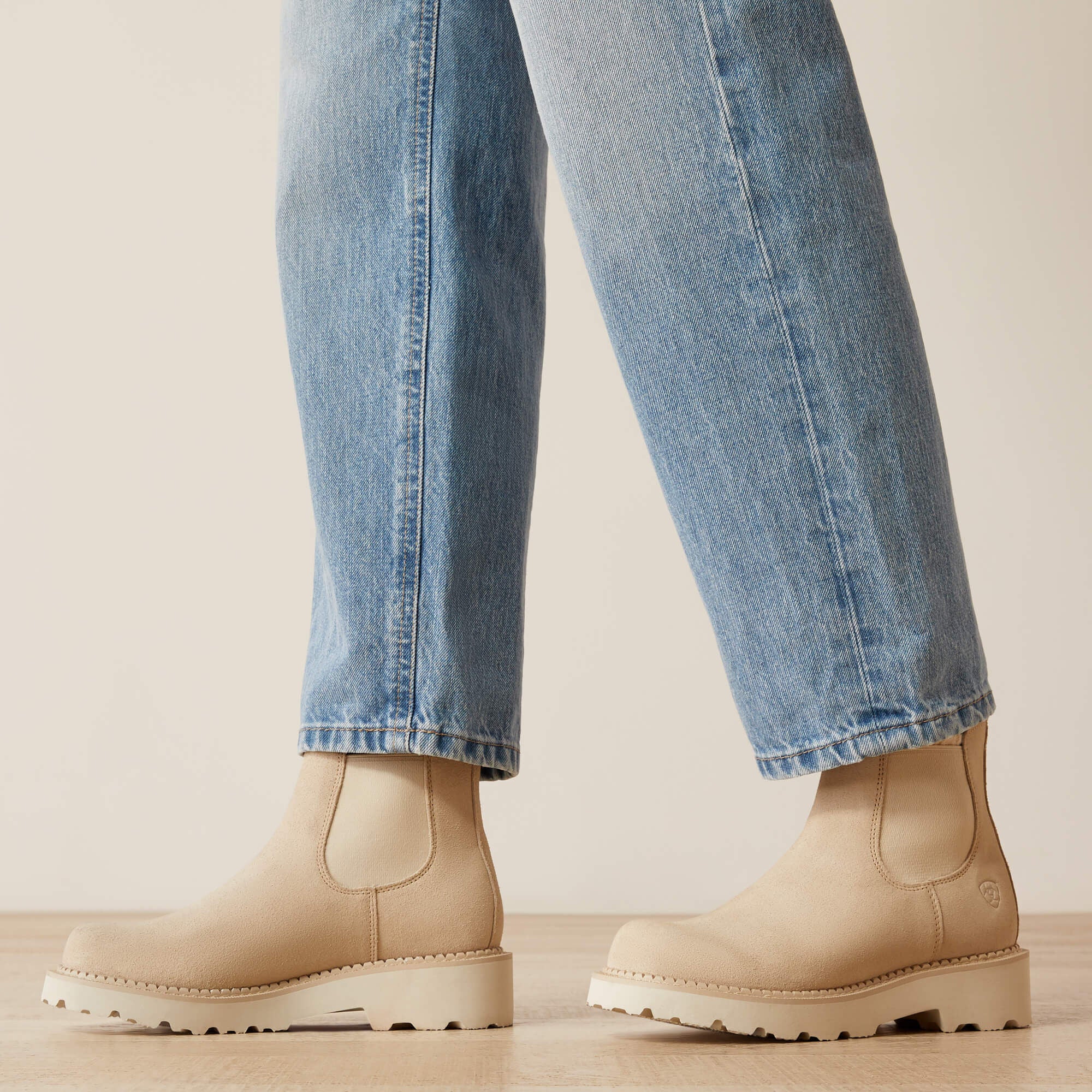Ariat Ultra High Rise Tomboy Straight Leg Jeans Outlet