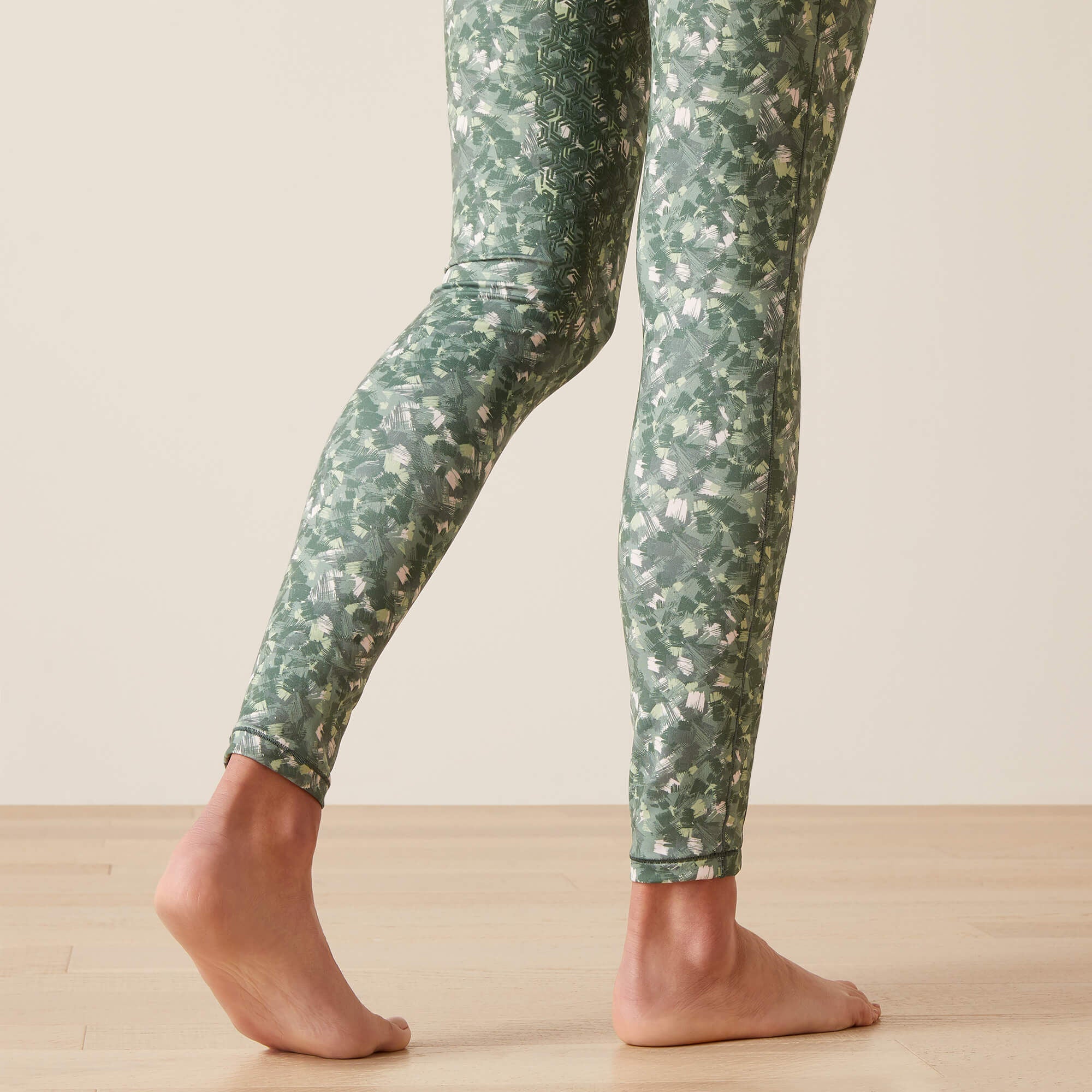 Ariat Eos Etch Half Grip Tight Outlet