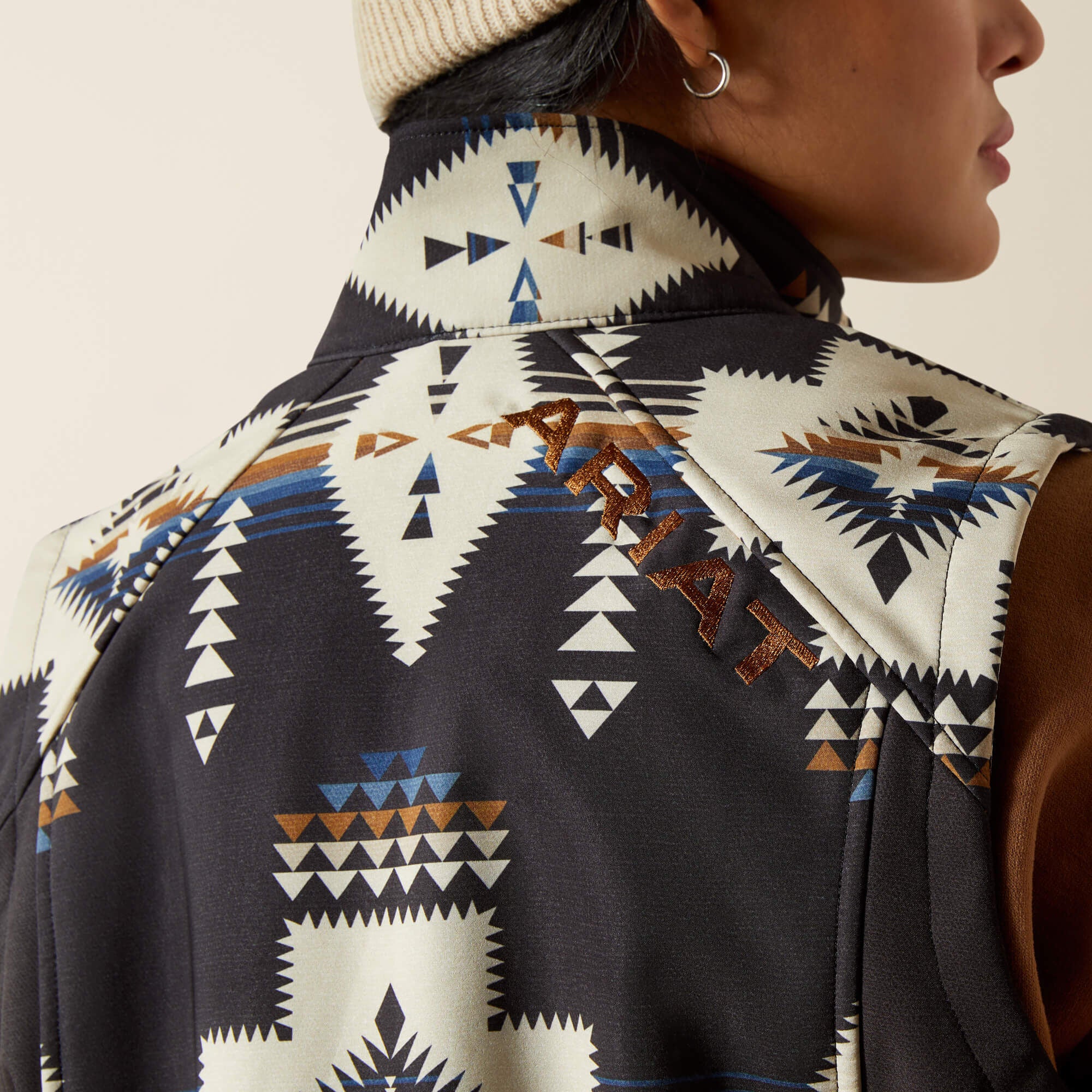 Ariat Ariat Logo Softshell Print Vest For Sale