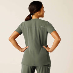 Ariat Clara 6 Pocket Scrub Top For Sale