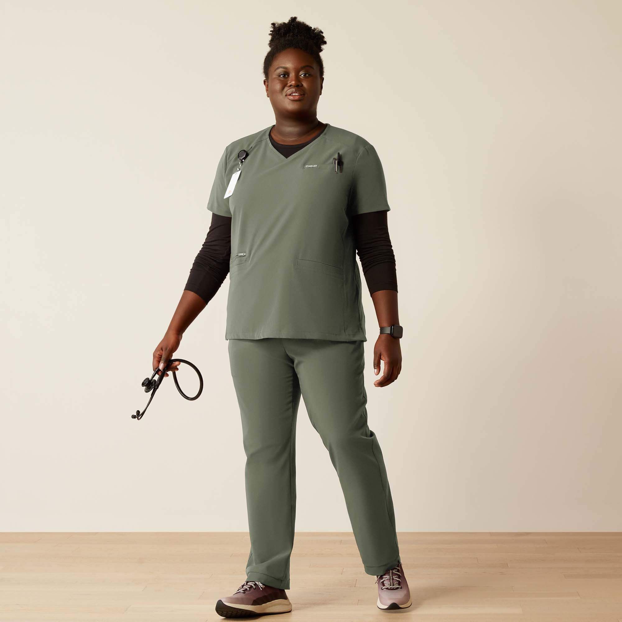 Ariat Clara 6 Pocket Scrub Top For Sale