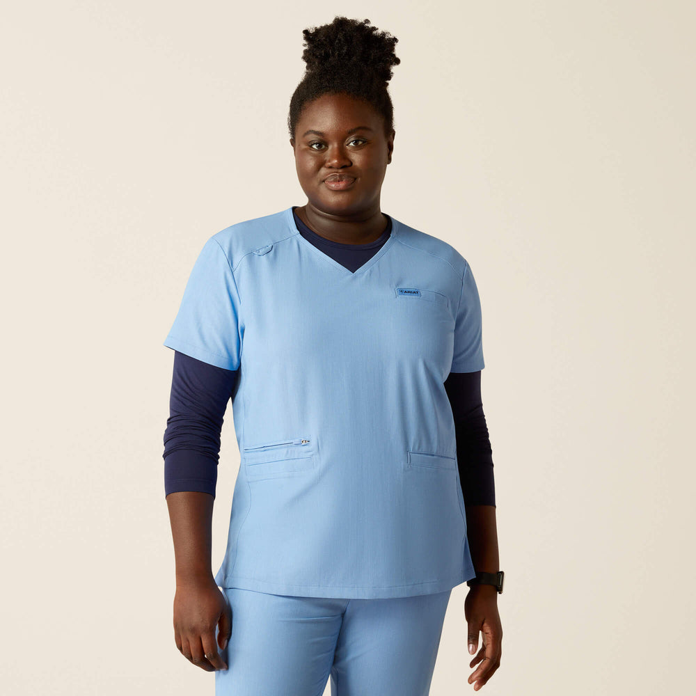 Ariat Clara 6 Pocket Scrub Top Outlet