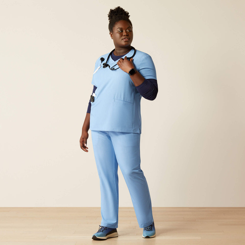 Ariat Clara 6 Pocket Scrub Top Outlet