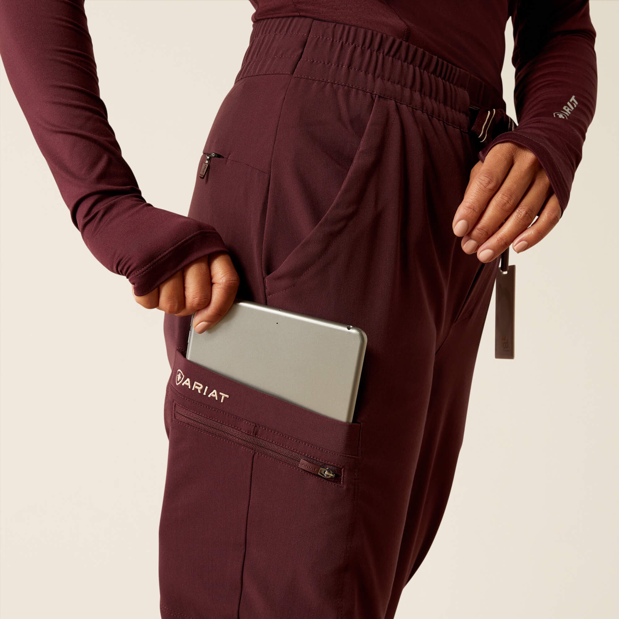 Ariat Blackwell Cargo Stretch Jogger Scrub Pant On Sale