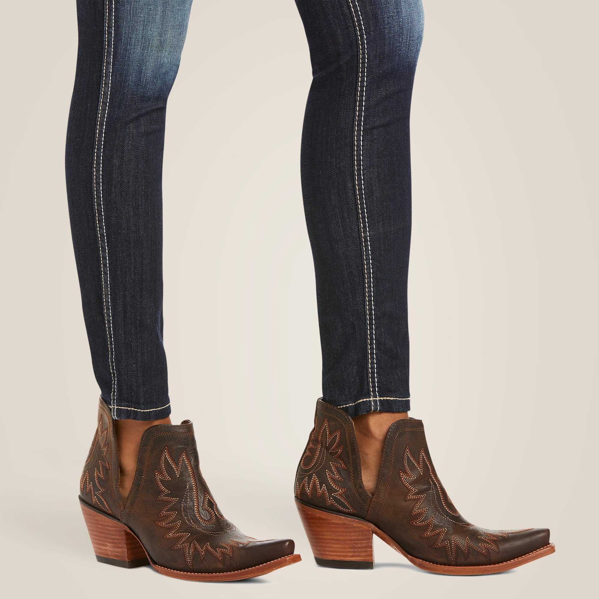 Ariat R.E.A.L. Mid Rise Stretch Outseam Ella Skinny Jean For Sale